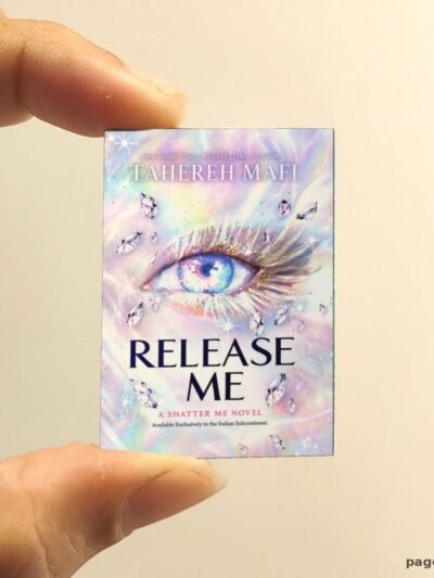 Release Me miniature book replica by Tahereh Mafi – Pagenook