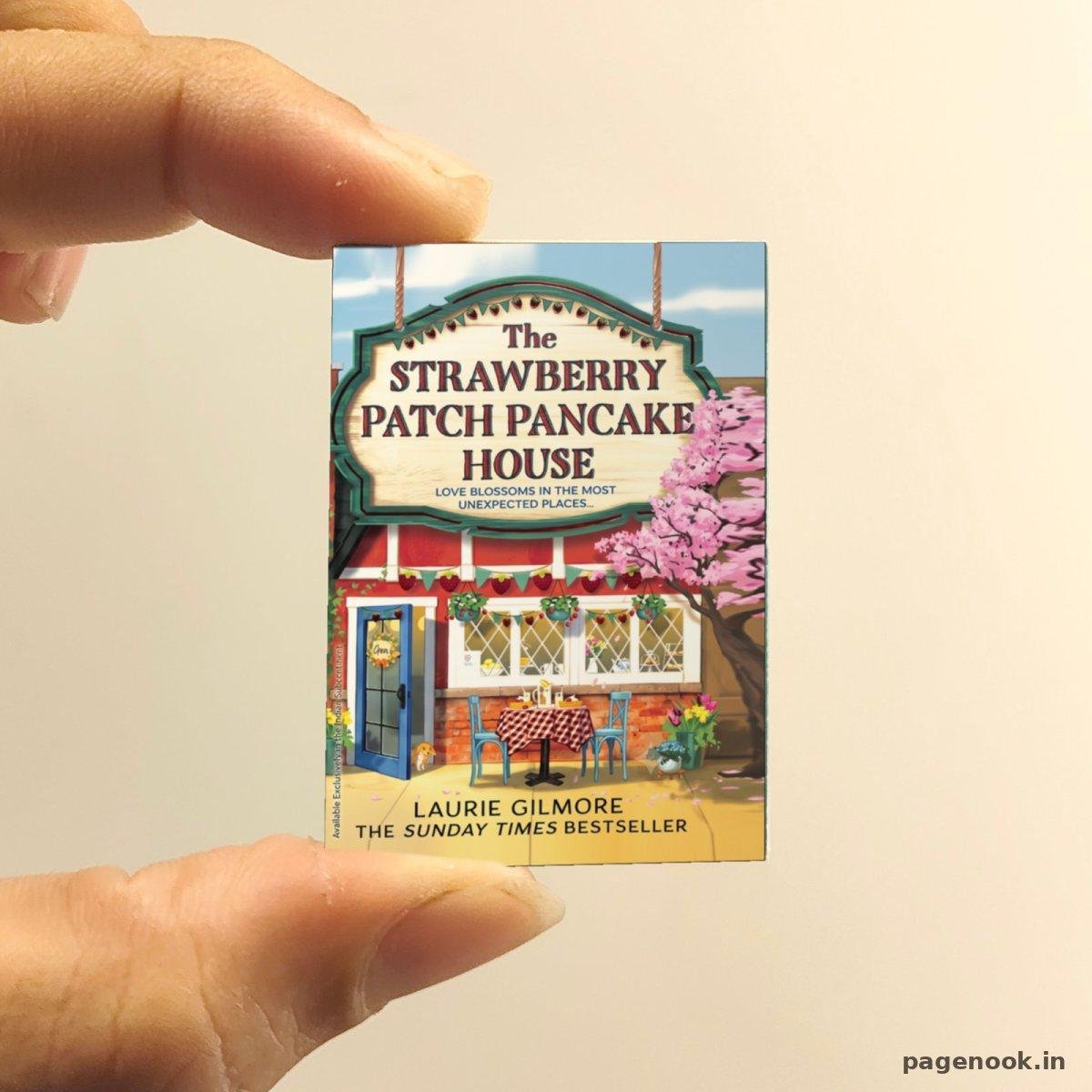 The Strawberry Patch Pancake House miniature book replica by Laurie Gilmore – Pagenook